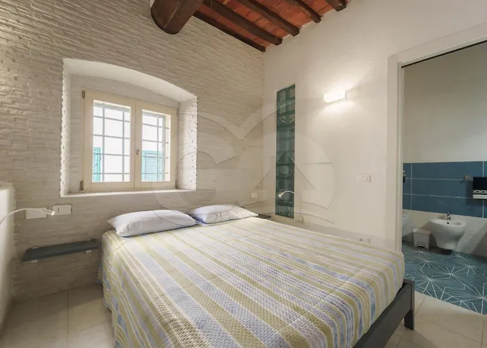 Vicolo San Martino Apartment *