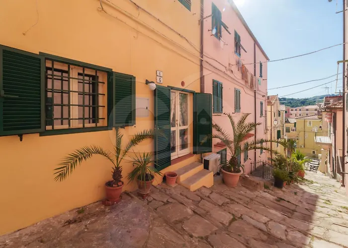 Vicolo San Martino Porto Azzurro